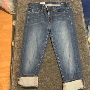 GAP capris. Size 27/4